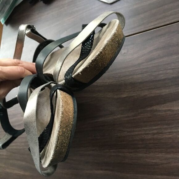 MUNRO Cork Wedge Strappy Leather Sandals Summer Shoes 11 - Picture 8 of 11